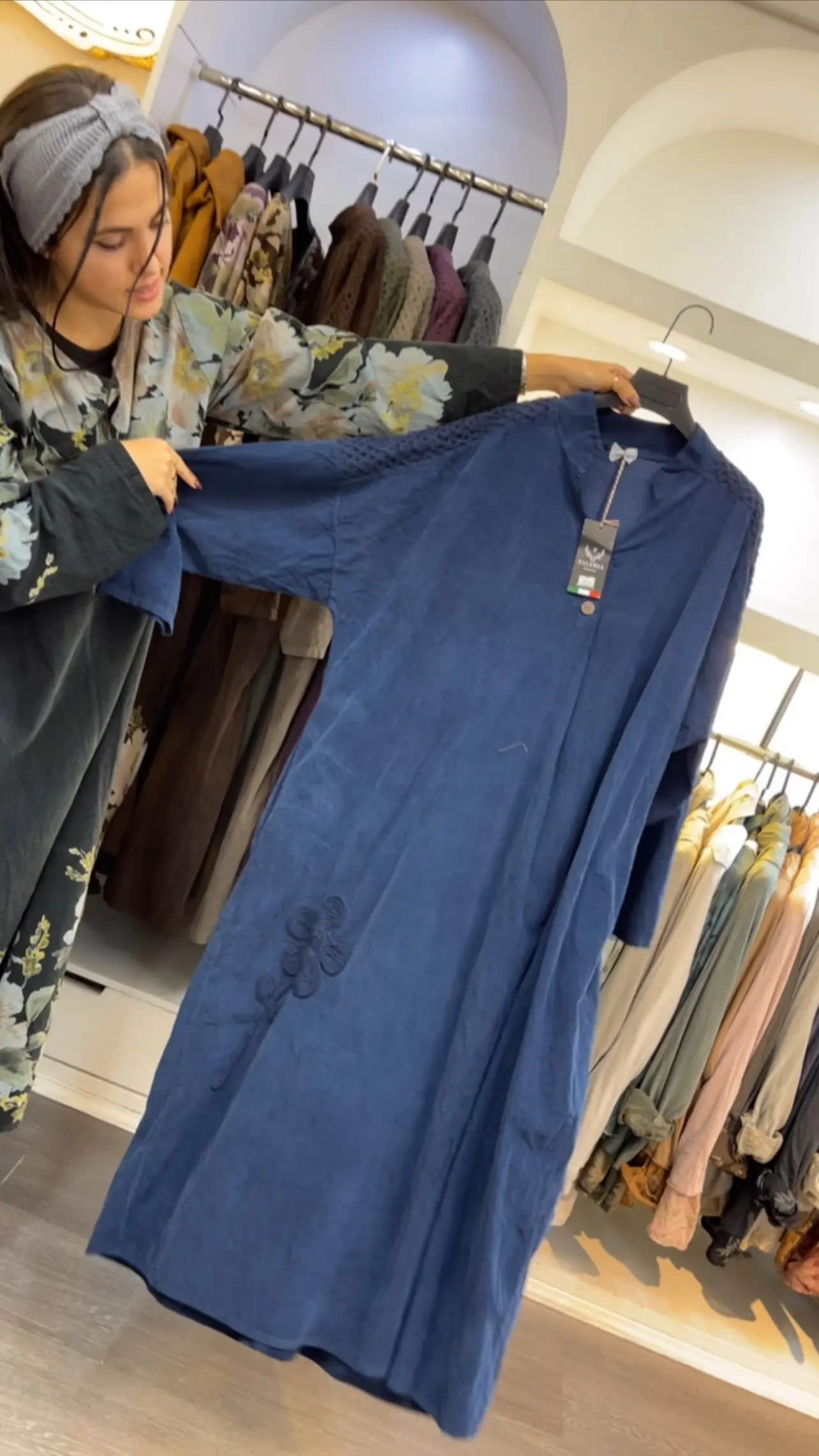 پیراهن مخمل کبریتی ایتالیایی پاییزه طرح تک گل