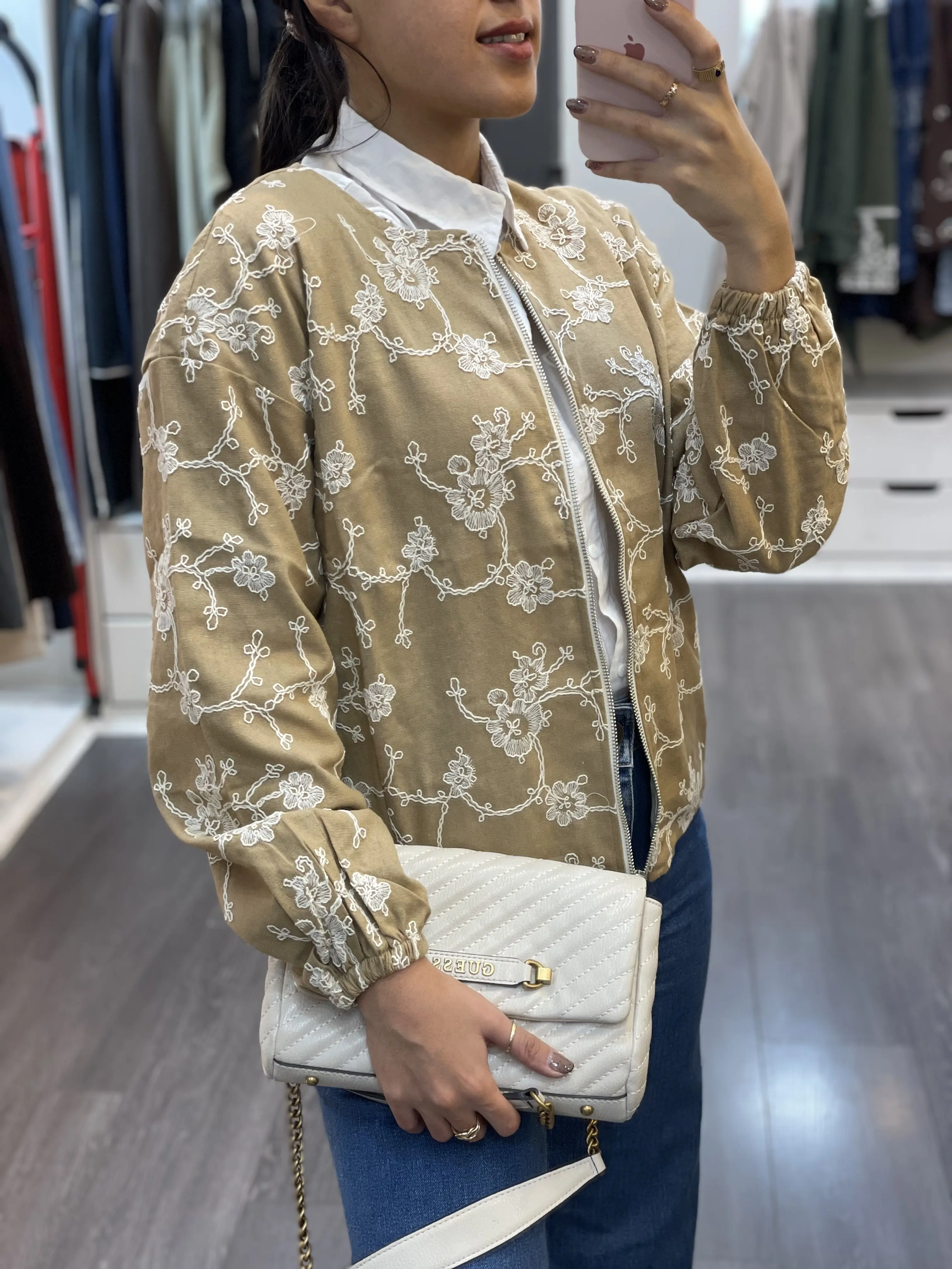 بامبر گلدوزی ترک