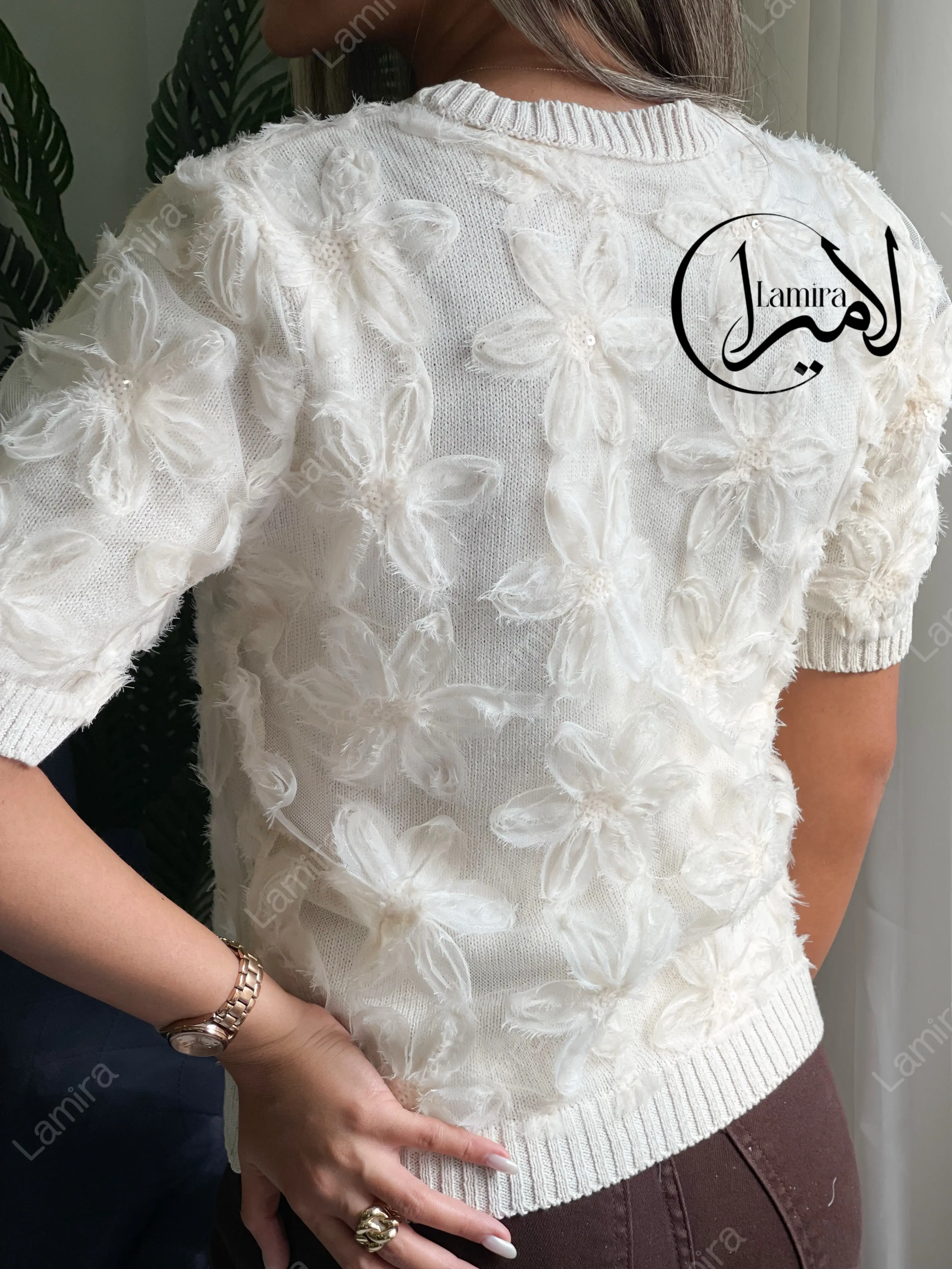 بلوز بافت یقه گرد گل برجسته ترک