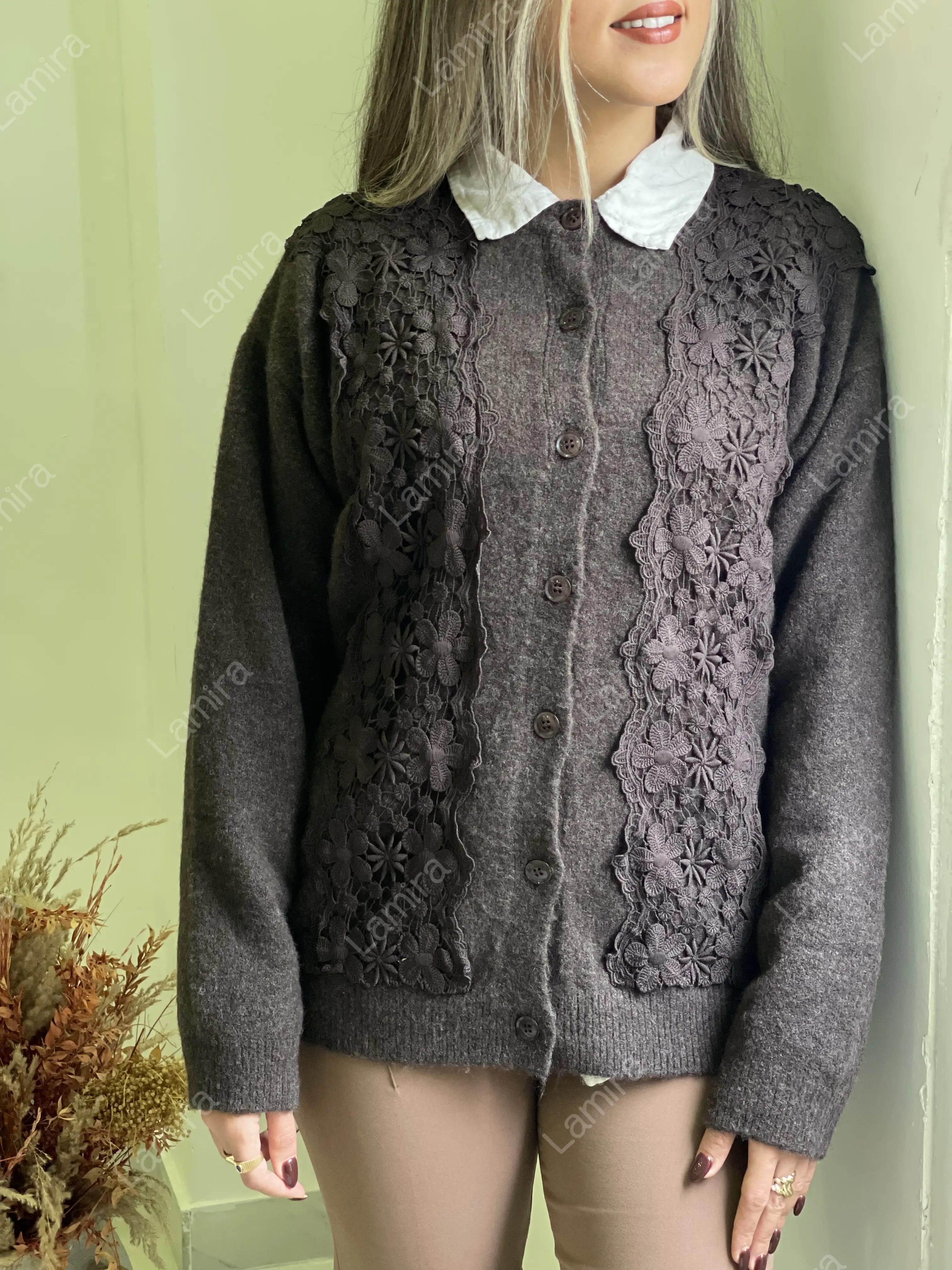 ژاکت بافت دکمه دار کار شده تمام دانتل ترک