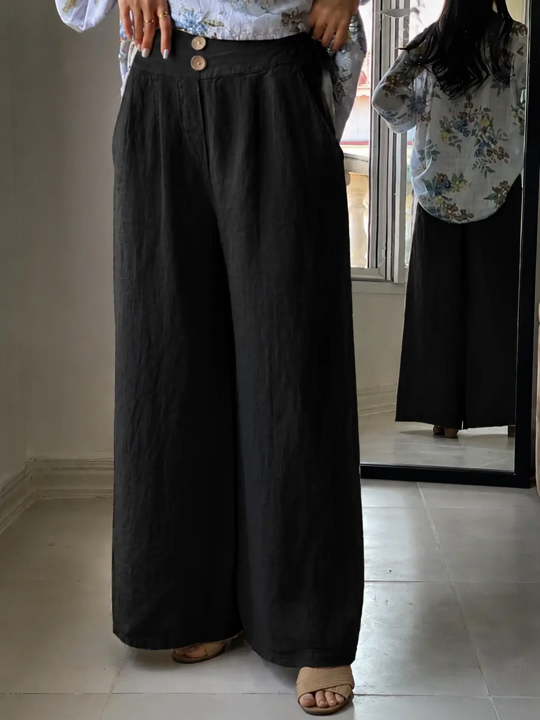 شلوار دو دکمه چوبی ساده