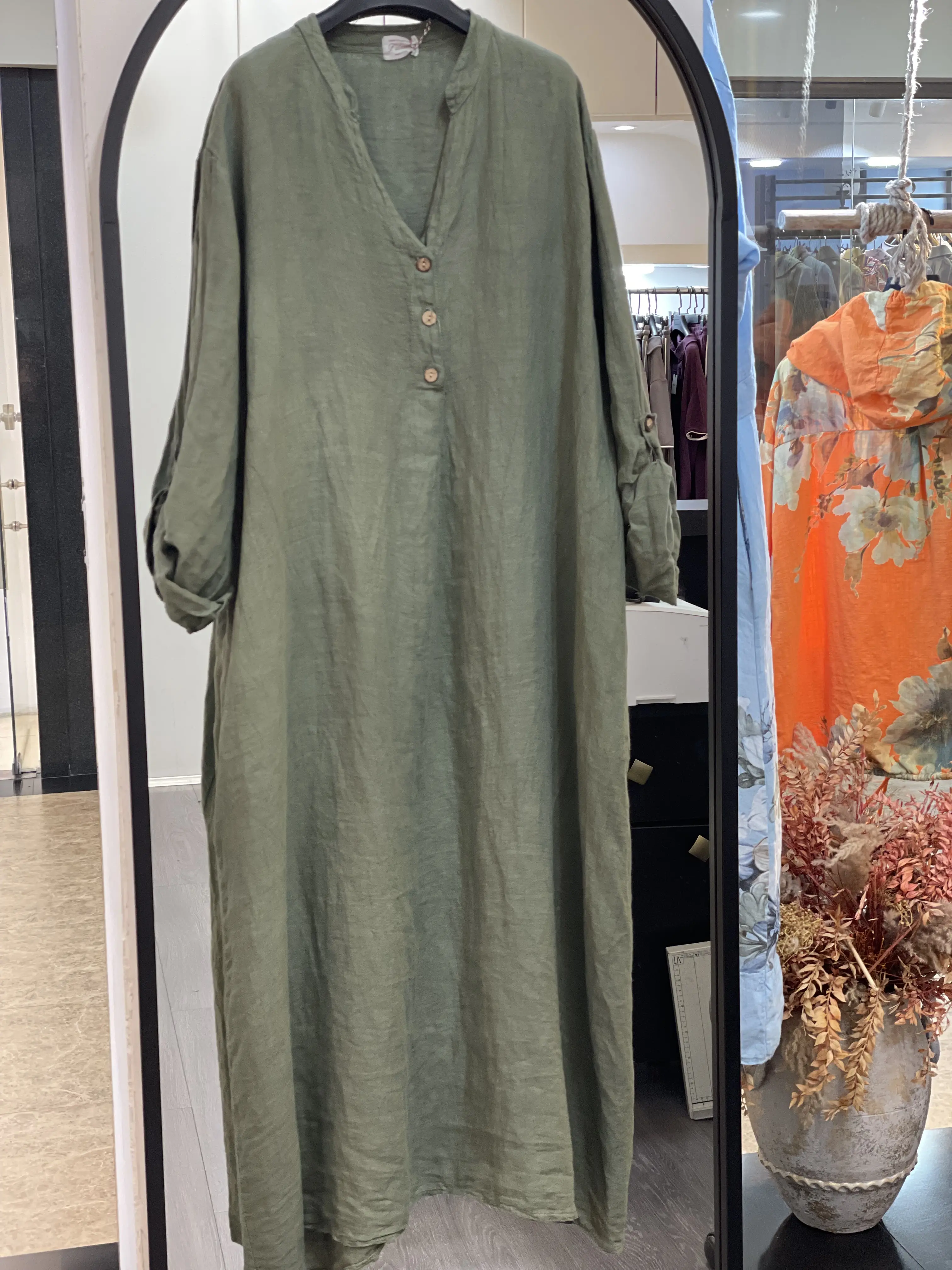پیراهن لینن ایتالیایی ساده سه دکمه کفتان