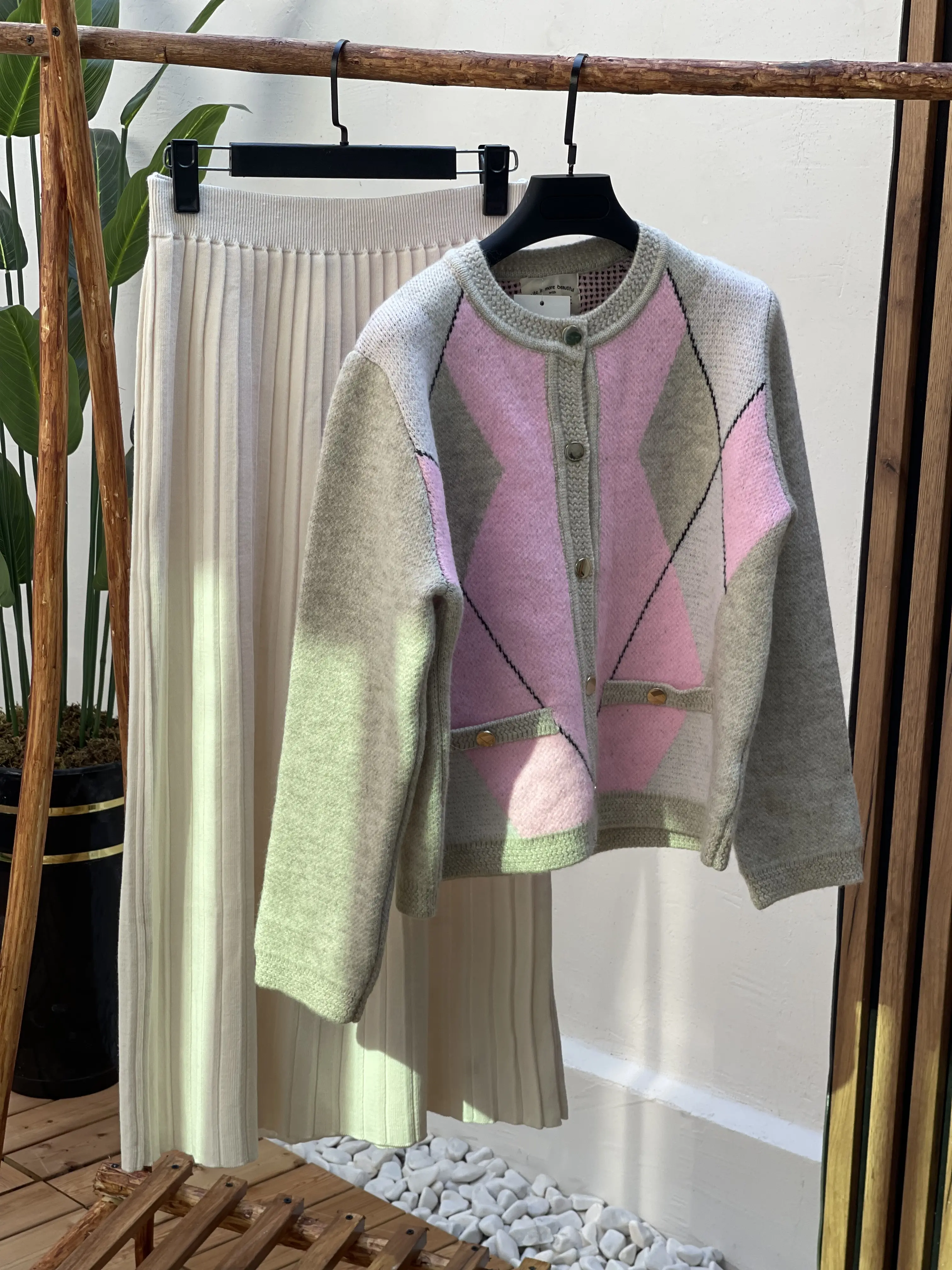 دامن بافت پلیسه