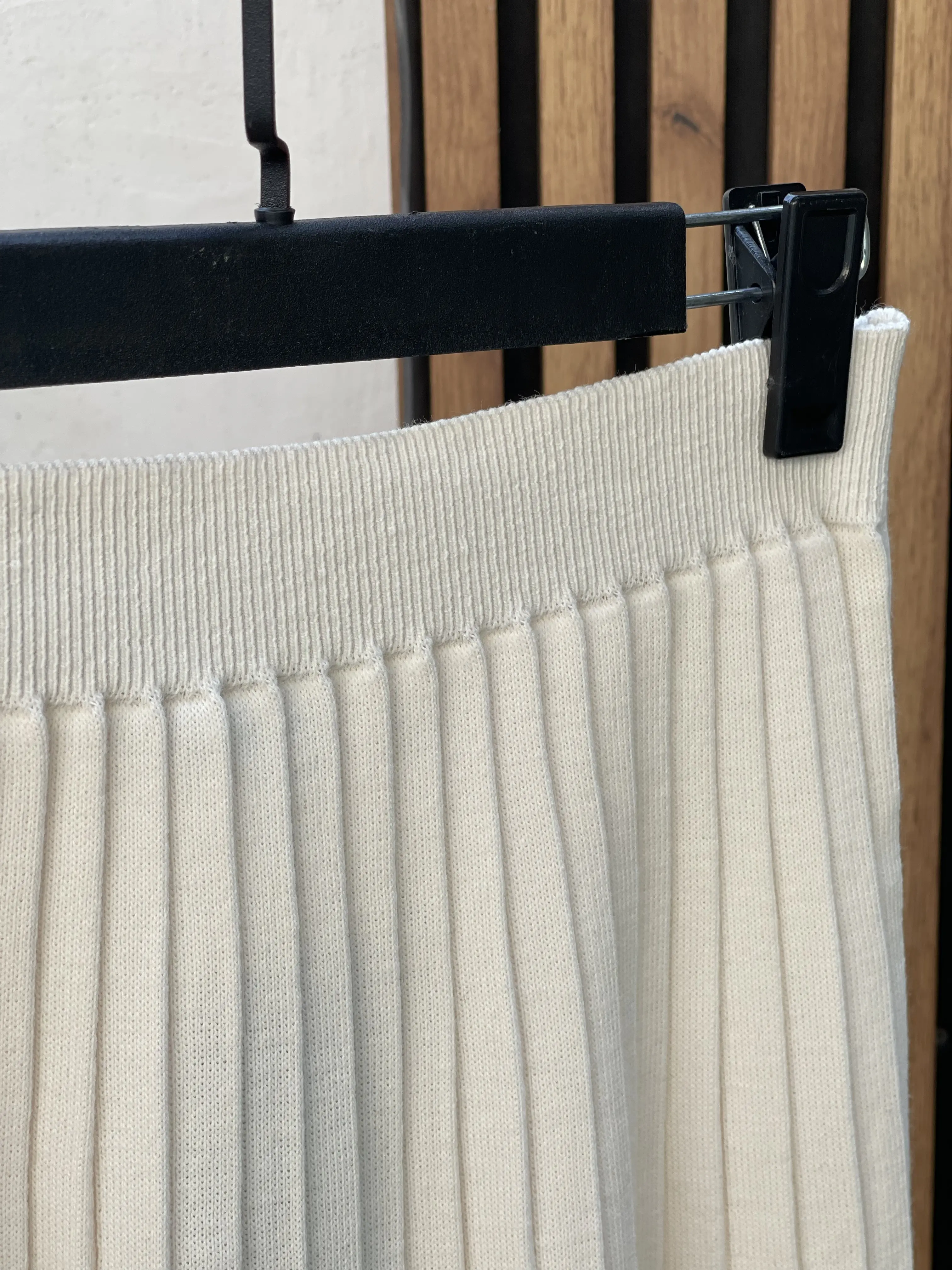 دامن بافت پلیسه