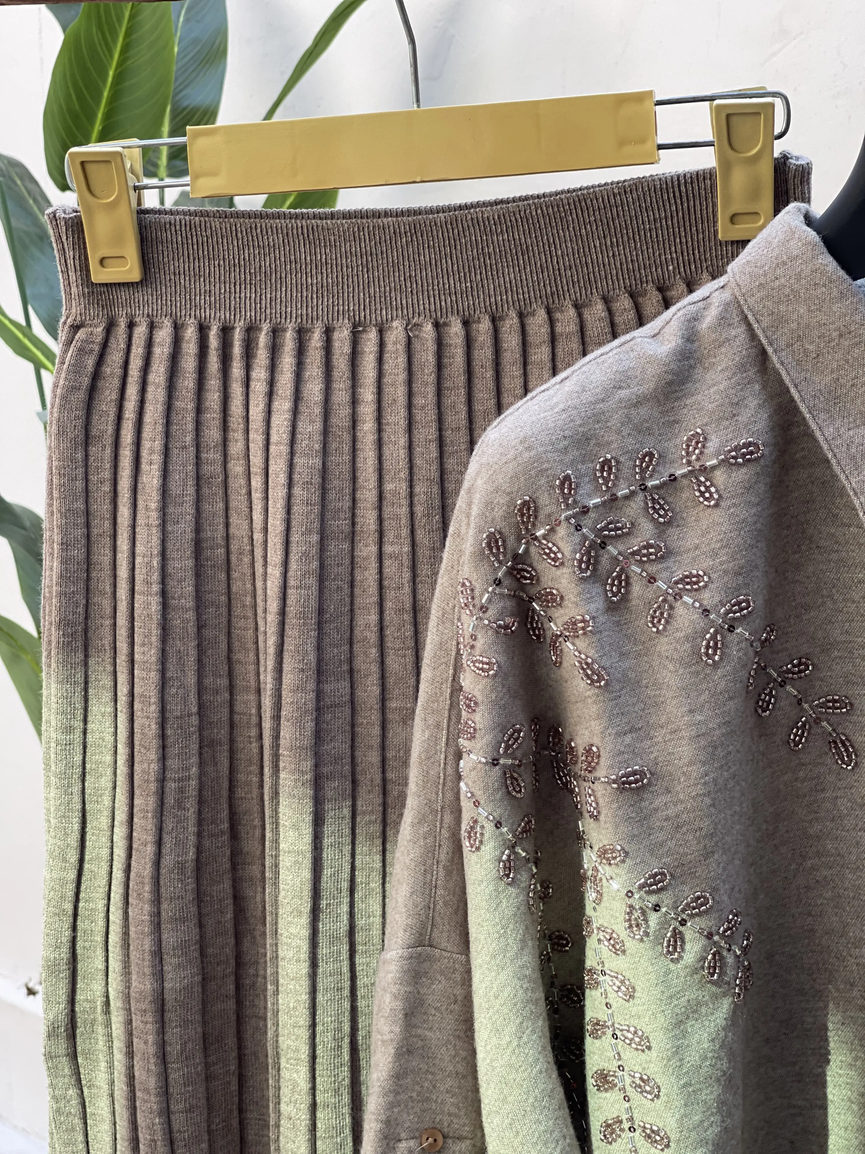 دامن بافت پلیسه