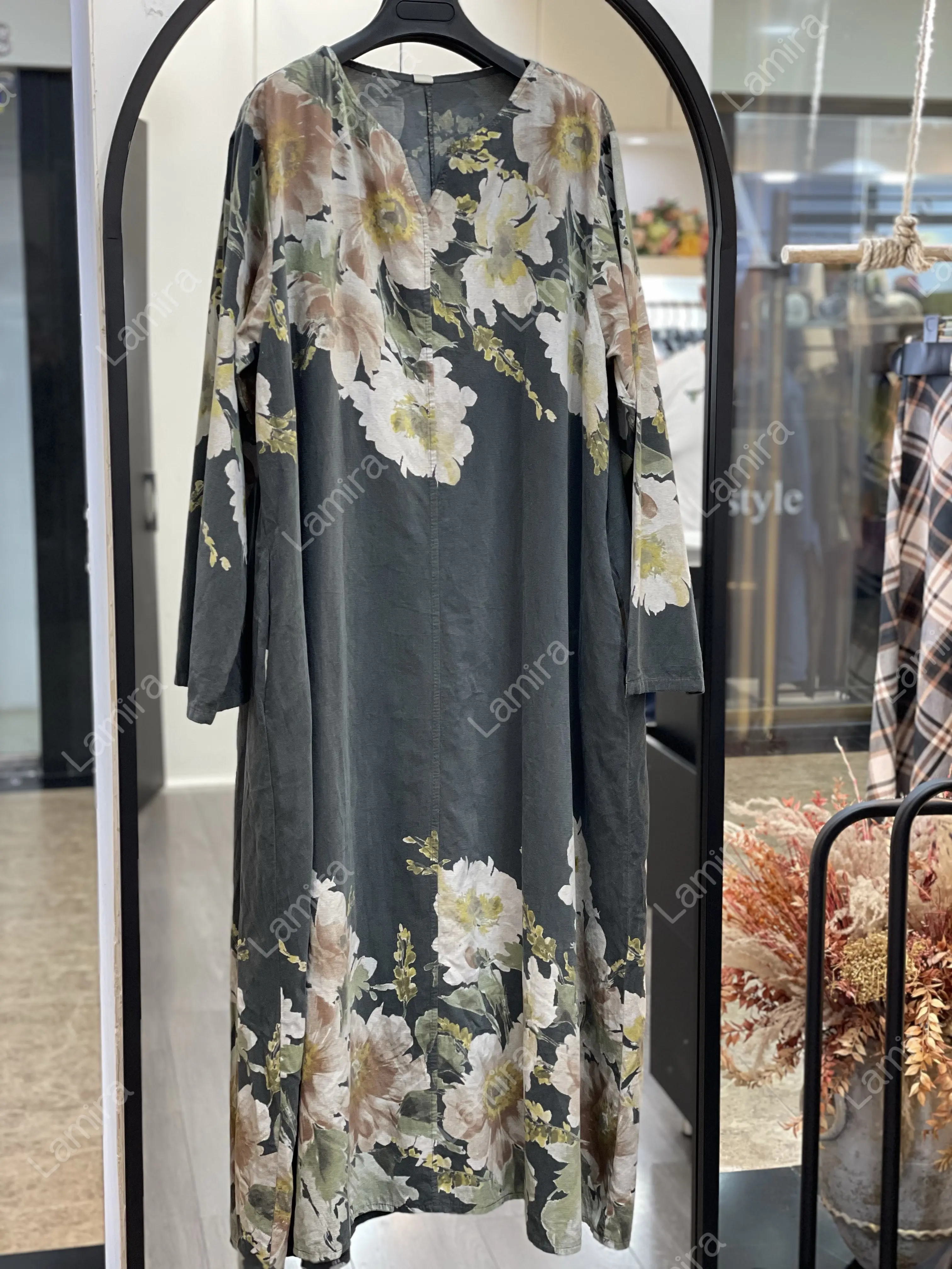 پیراهن مخمل کبریتی ایتالیایی طرح آلاله