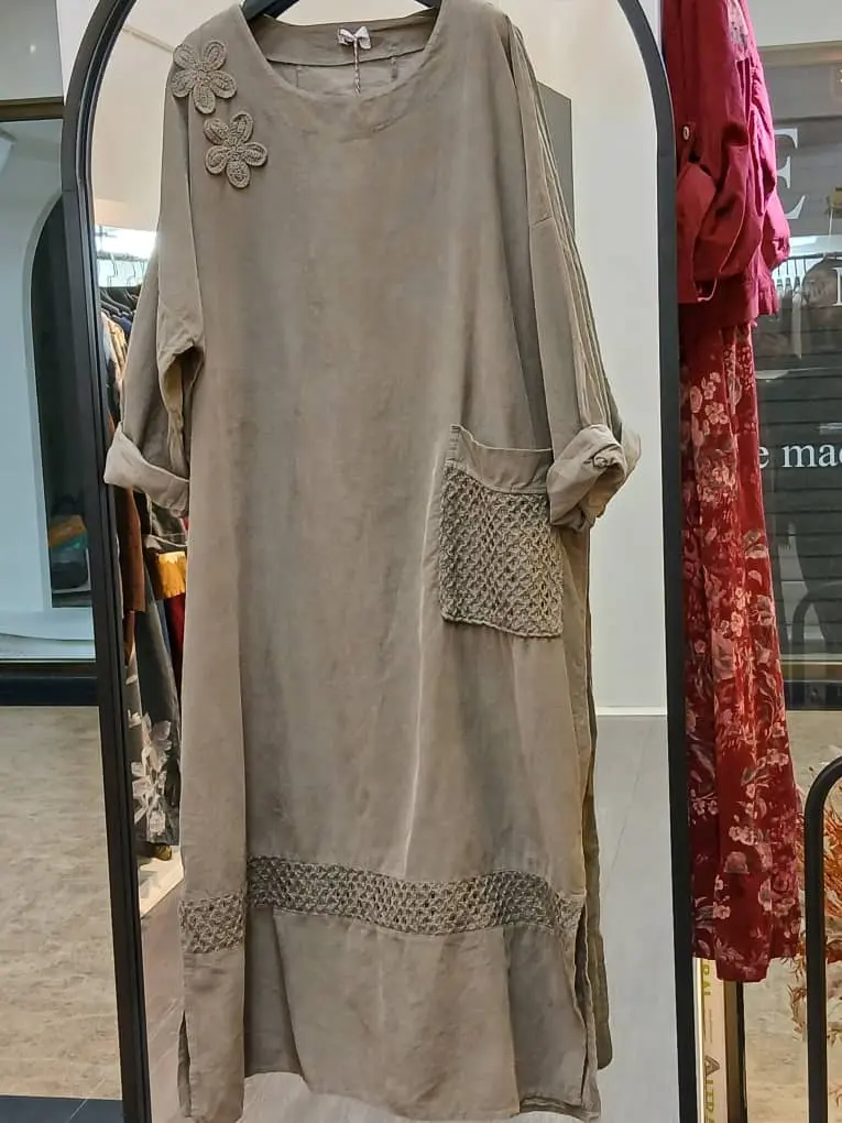 پیراهن مخمل کبریتی ایتالیایی دو گل جیب دار