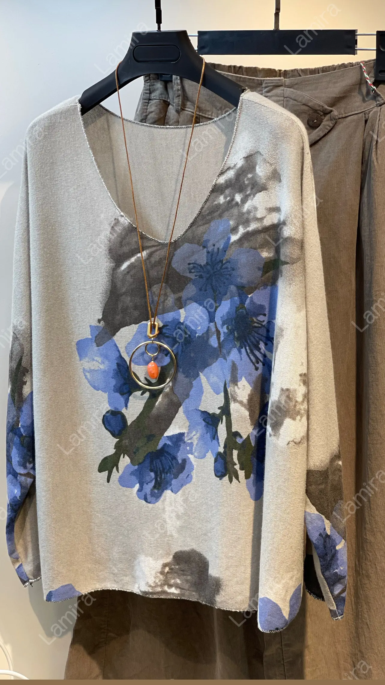 ریز بافت آنغوره ایتالیای طرح لیلیوم