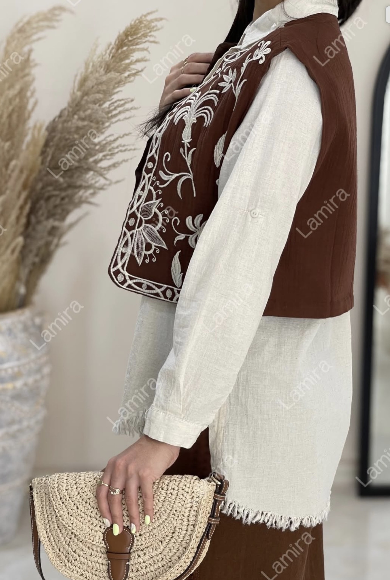 وست دارچینی گلدوزی