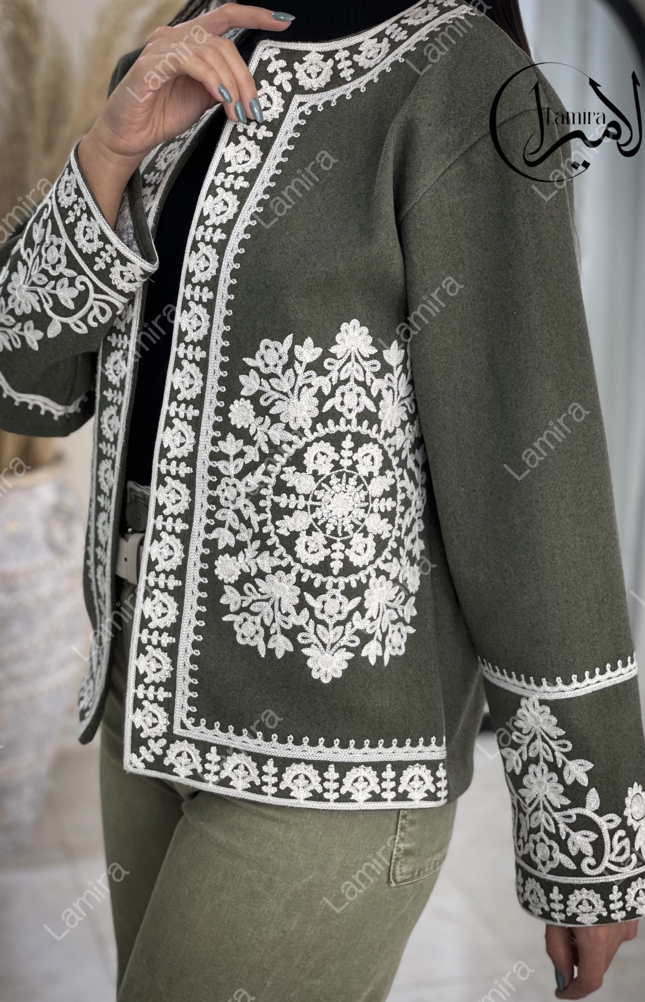 کت فوتر گلدوزی طرح بارسین