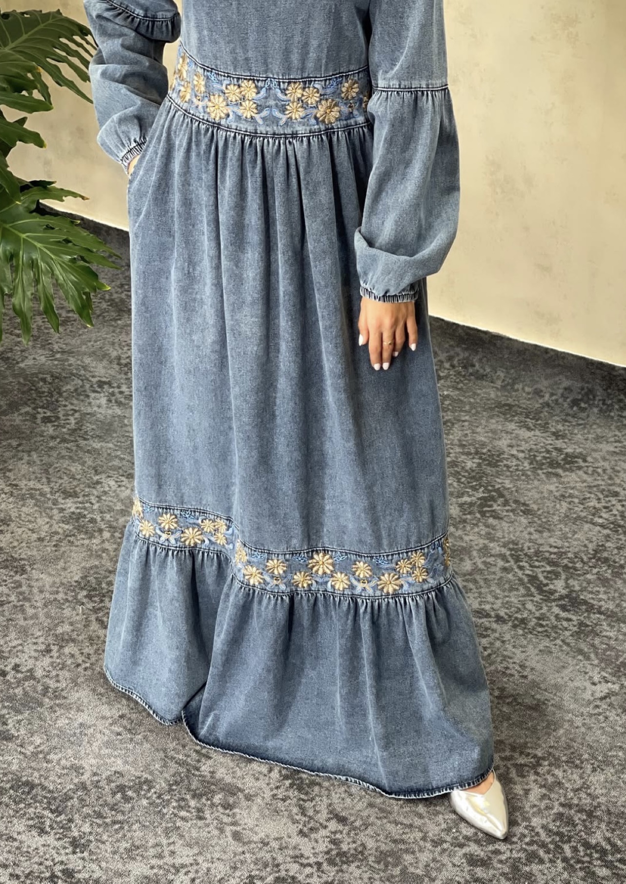 پیراهن جین کمر گلدوزی