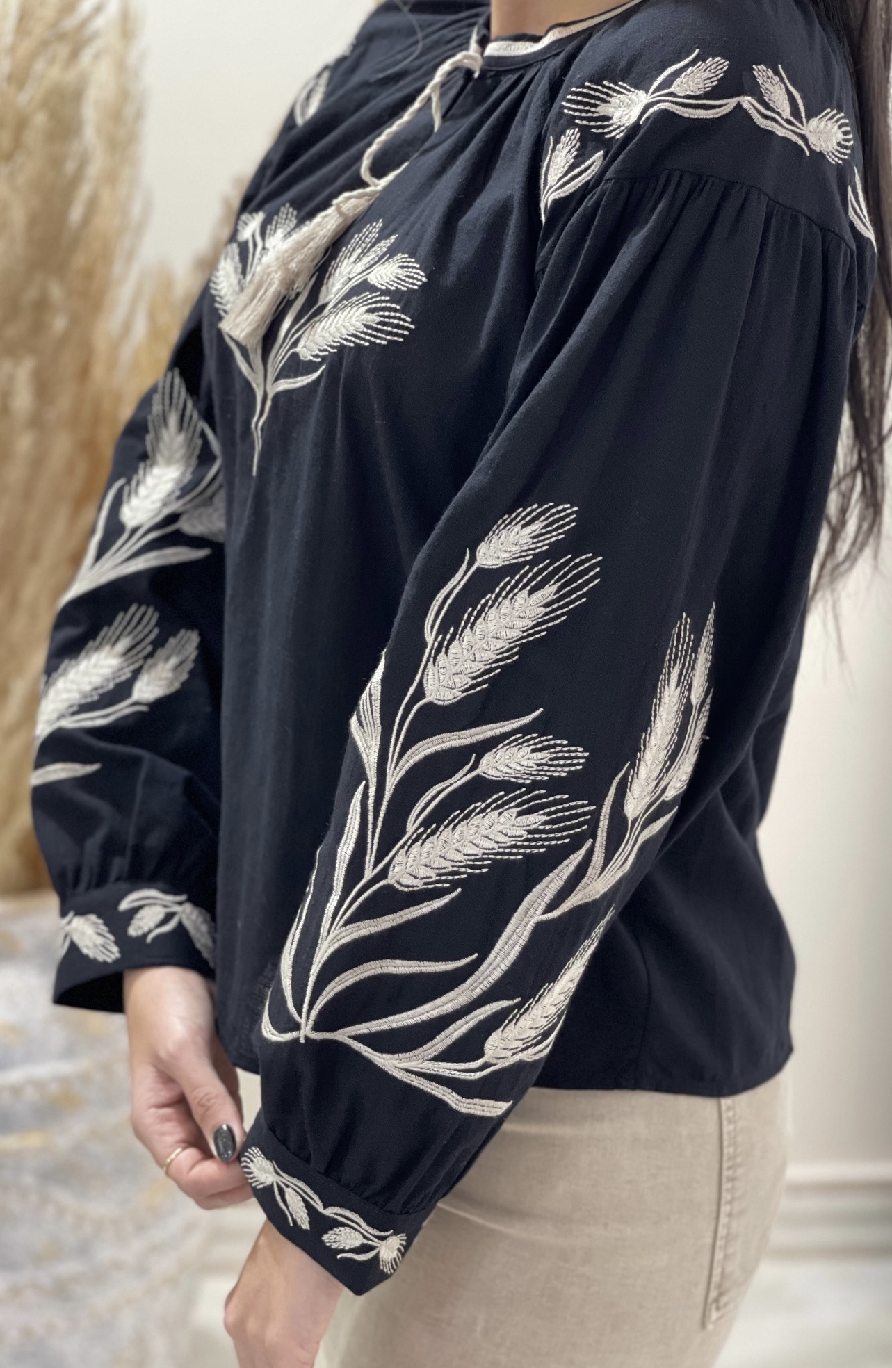 شومیز گلدوزی طرح گندم خوشه کرم