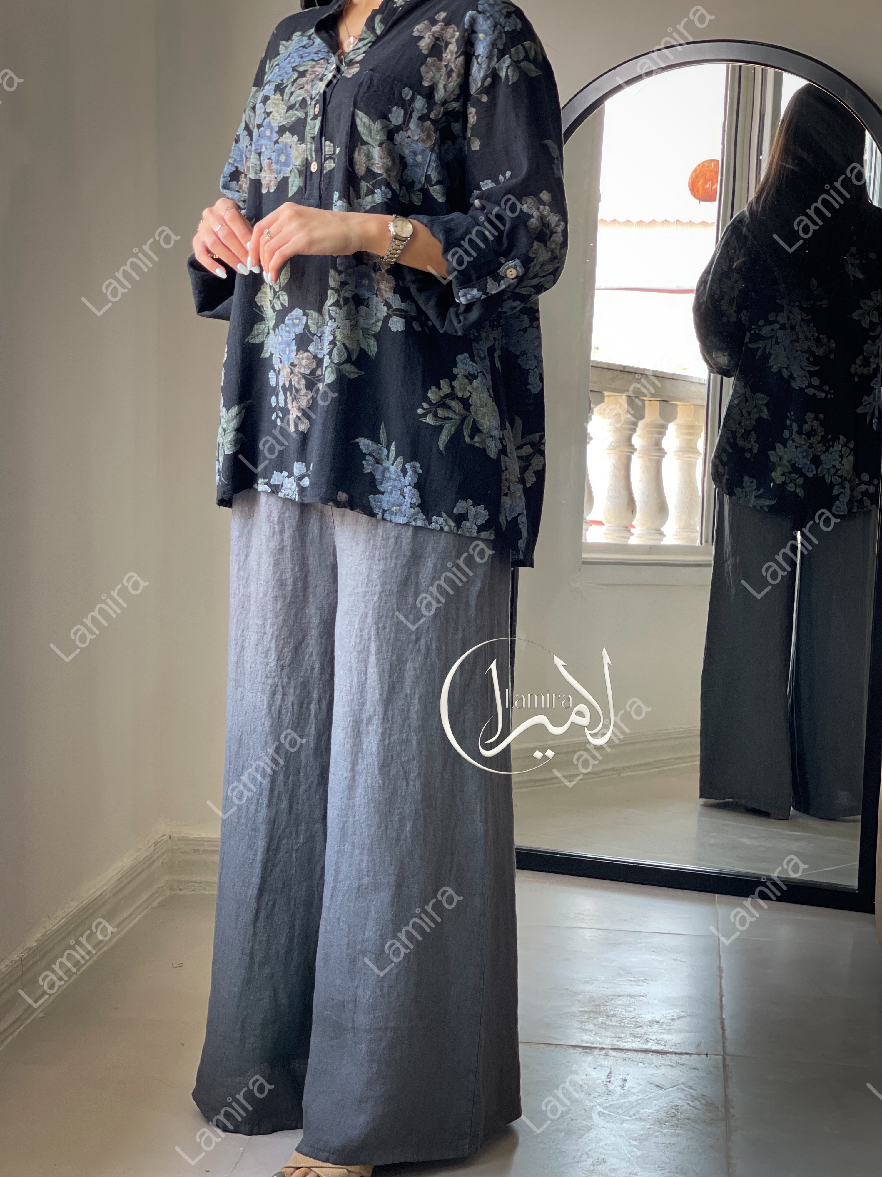 شلوار دو دکمه چوبی ساده